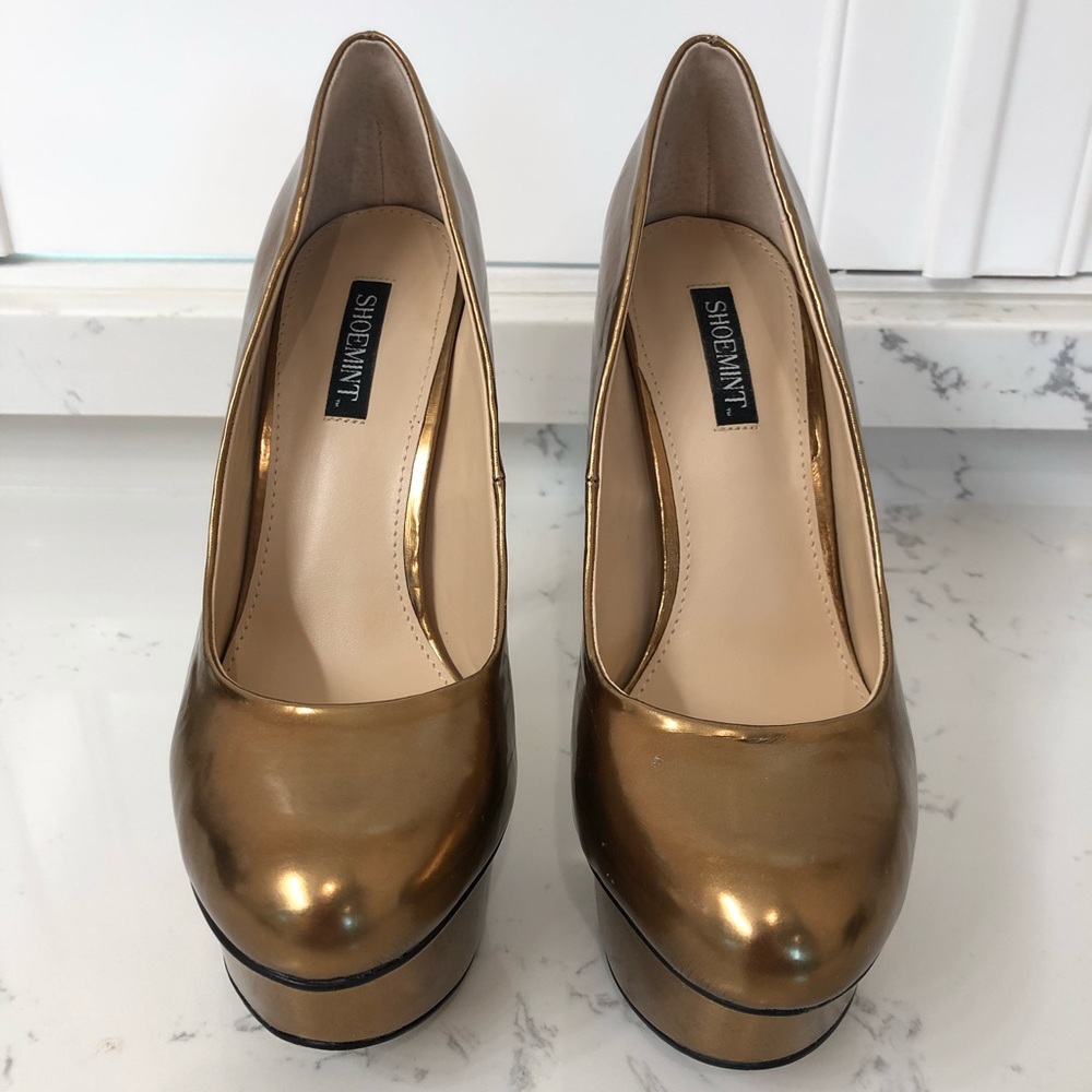 Surprisingly comfy! Metallic platform heels
